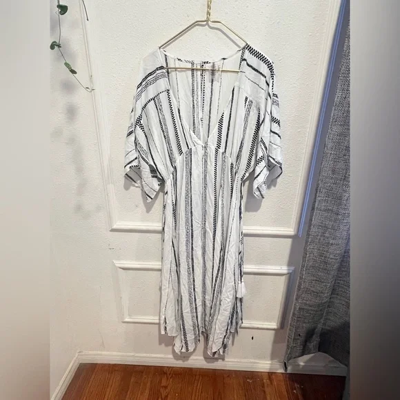 Lulu's Augas Santas Black and White Striped Swim Cover-Up - Picture 2 of 4